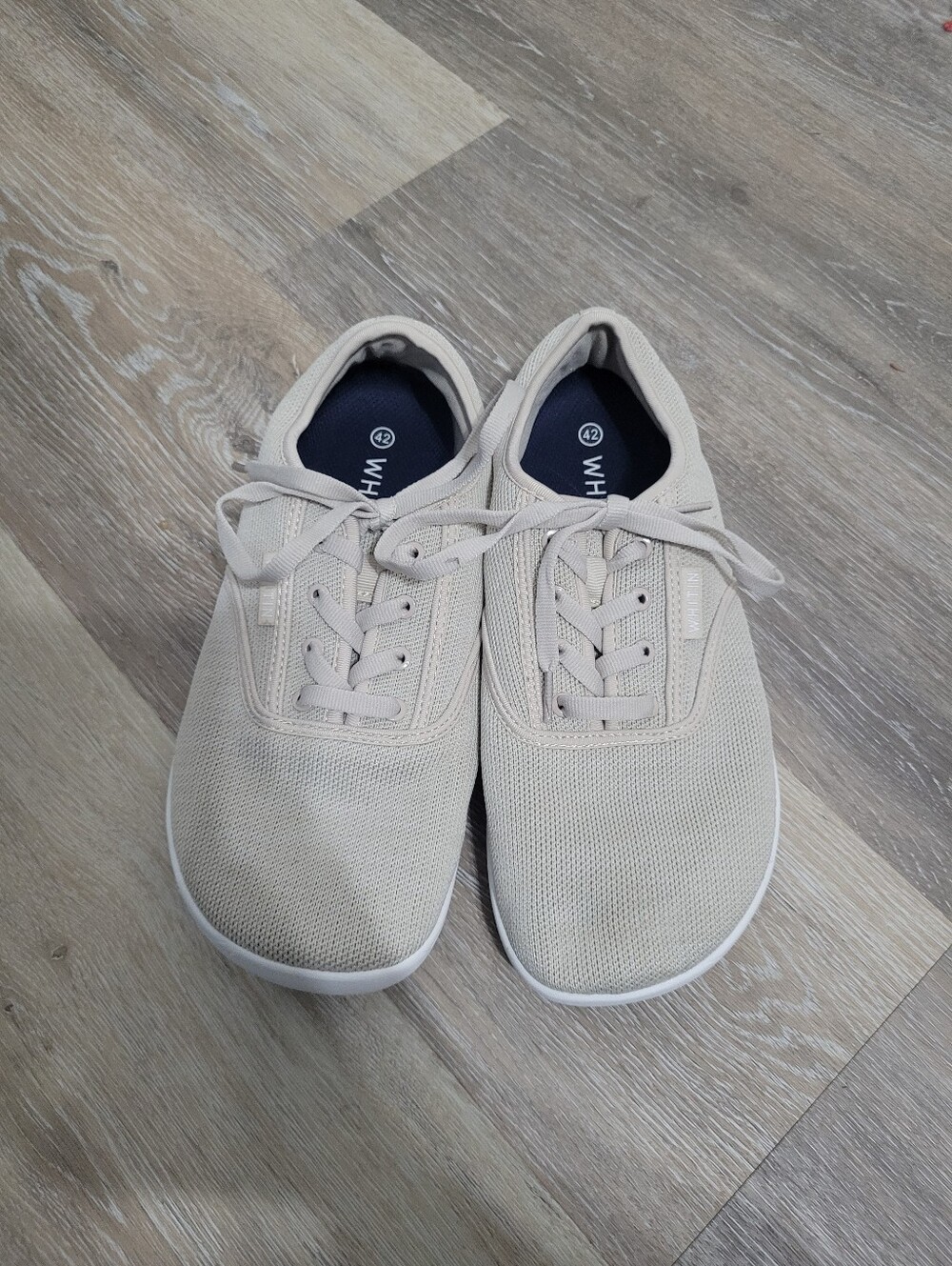 Whitin Cream Sneakers Size 11 Athleisure Minimalist Wide Toe Box Barefoot Shoes